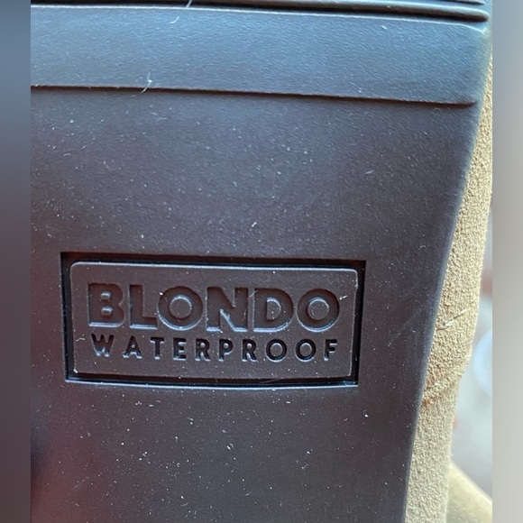 NEW w/o box Blondo Taupe Waterproof Suede Sadie Ankle Boots Women's Size 11 B - Picture 9 of 11